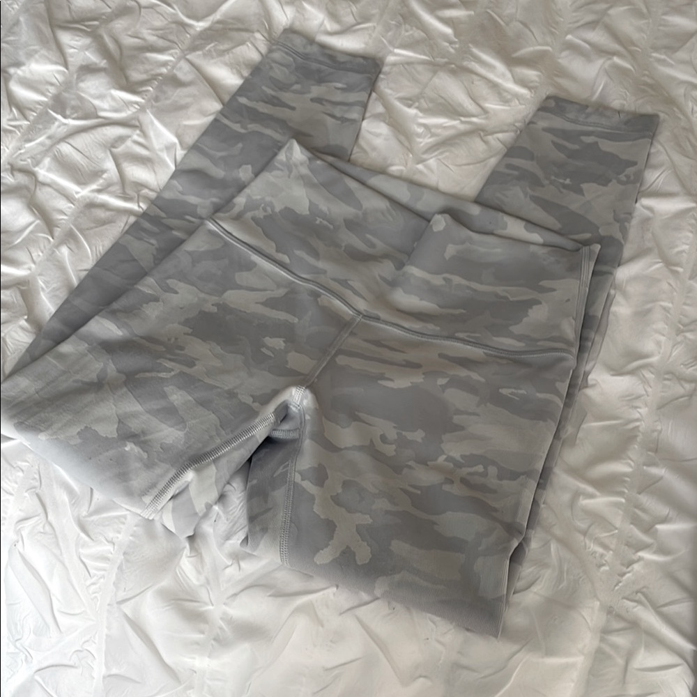 Lululemon light grey multi/camo leggings